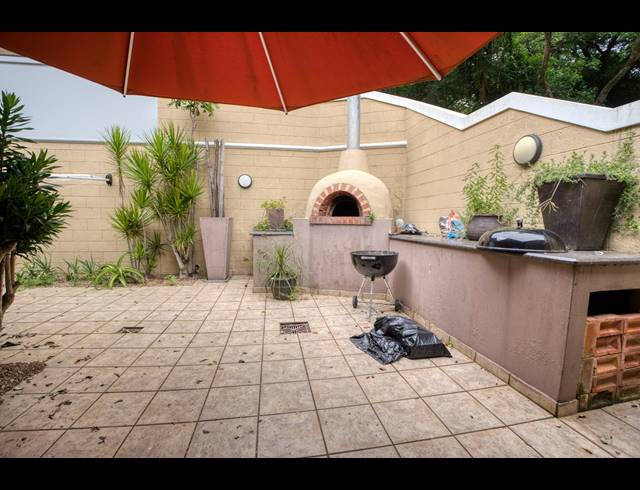 5 BEDROOM HOUSE TO LET IN ZIMBALI ESTATE